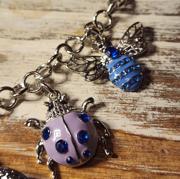 Unique Insect / Bug Charm Statment Necklace - Picture 7 of 9